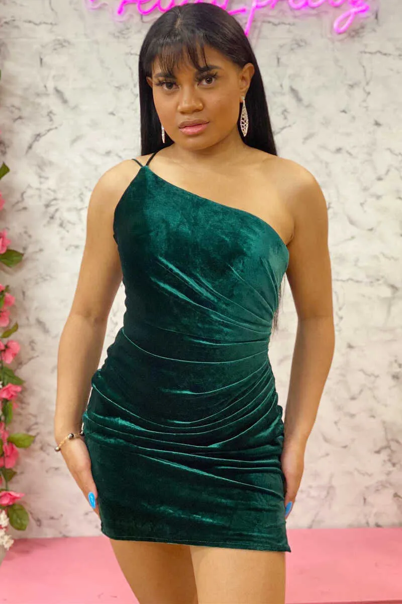 Emerald One-Shoulder Ruched Homecoming Dress